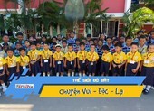 Lạ lùng trường học với 52 cặp sinh đôi