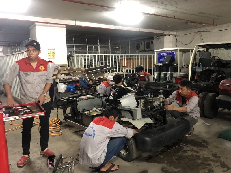 Người Việt tăng mua xe, ngành học kỹ thuật ô tô 'hot' - ảnh 1