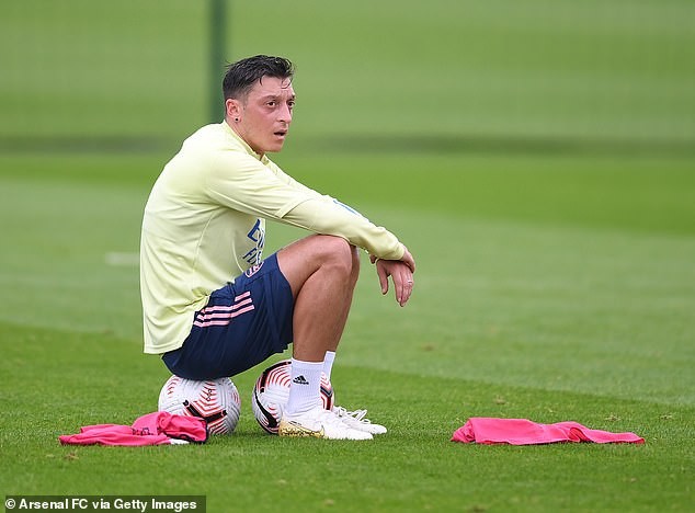 Arteta nói về Ozil: Xin lỗi, chúng tôi đã cố gắng hết sức - ảnh 5