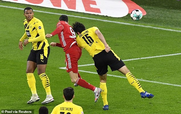 Lewandowski lập cú đúp lỗi, Bayern hạ Dortmund kịch tính - ảnh 5