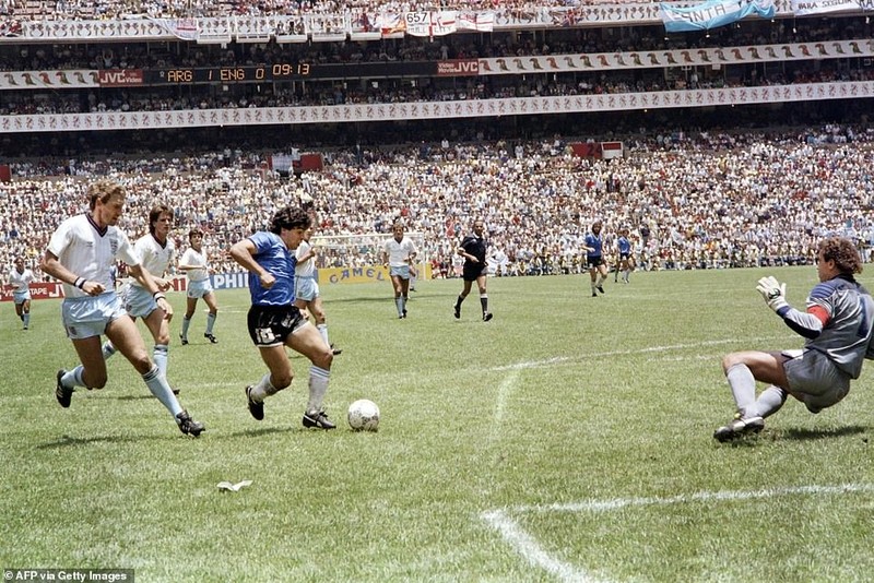 Cuộc đời và sự nghiệp phi thường của Diego Maradona - ảnh 4