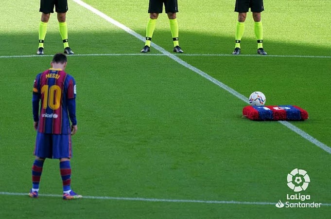 Messi suýt tạo 'bàn tay của chúa', Barcelona hạ đẹp Osasuna - ảnh 1