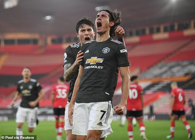 Cavani rực sáng, MU tái hiện Fergie Time ngược dòng thần kỳ - ảnh 8