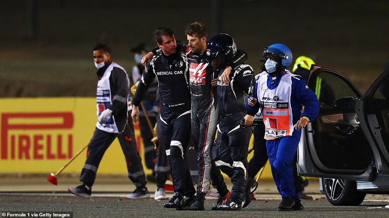 Xe đua F1 nổ tung trên đường đua, Grosjean thoát chết thần kỳ - ảnh 3