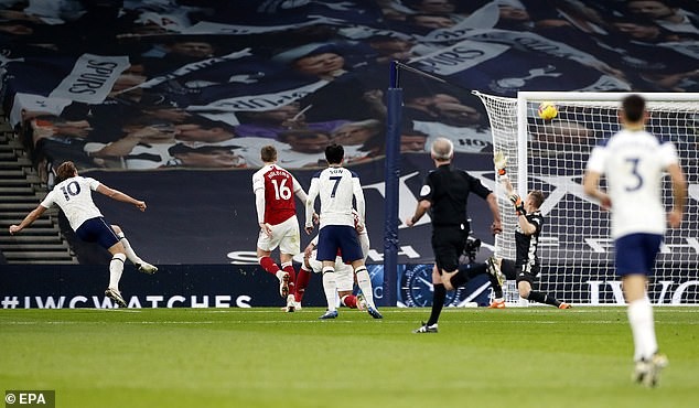 Son, Kane rực sáng, Tottenham hạ Arsenal lấy lại ngôi đầu - ảnh 3