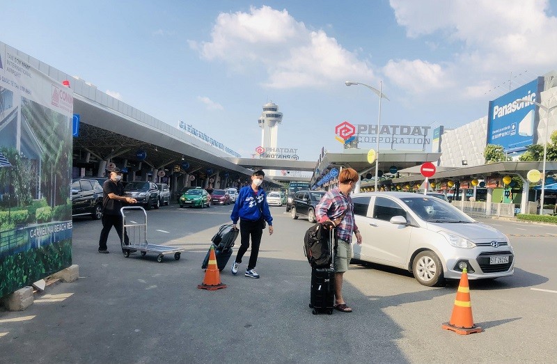 Giám sát phương án phân làn tại sân bay Tân Sơn Nhất - ảnh 1