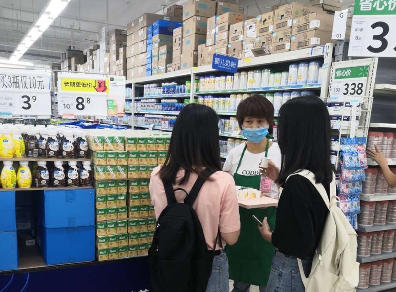 Sữa đậu nành của NutiFood lên kệ 450 siêu thị Walmart  - ảnh 1