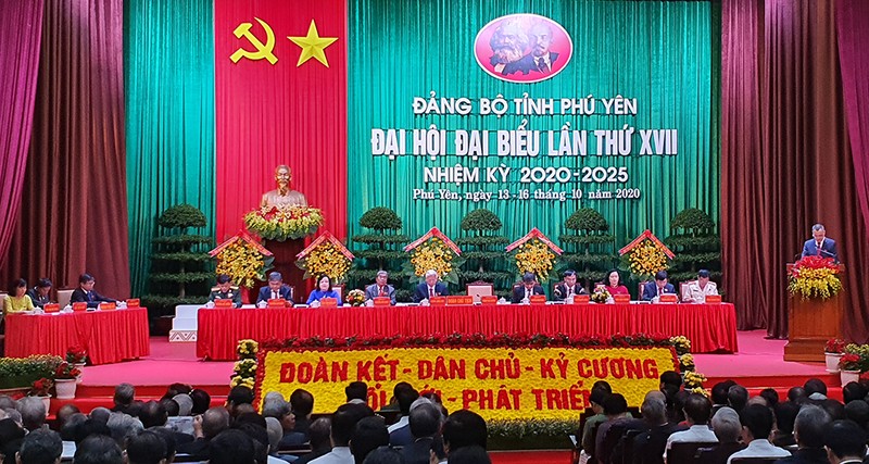 Đại tướng Ngô Xuân Lịch phát biểu chỉ đạo ĐH Đảng bộ Phú Yên - ảnh 3