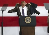 Ông Trump: 'Nếu Mỹ bị tấn công, Nhật cứ ngồi xem trên tivi' ảnh 2 Ông Trump nói gì về hiệp ước phòng thủ 'bất công' với Nhật?