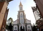Mùa Tết đầu tiên Sài Gòn không có phim, kịch, nhạc ảnh 3 Công giáo, Phật giáo tại TP.HCM dừng lễ tập trung dịp Tết