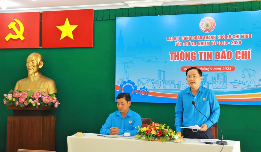 Phó Chủ tịch LĐLĐ TP.HCM Phùng Thái Quang thông tin về Đại hội Công đoàn TP.HCM lần thứ XII, nhiệm kỳ 2023-2028. Ảnh: VÕ THƠ ảnh 1 dai-hoi-cong-doan-tphcm.JPG