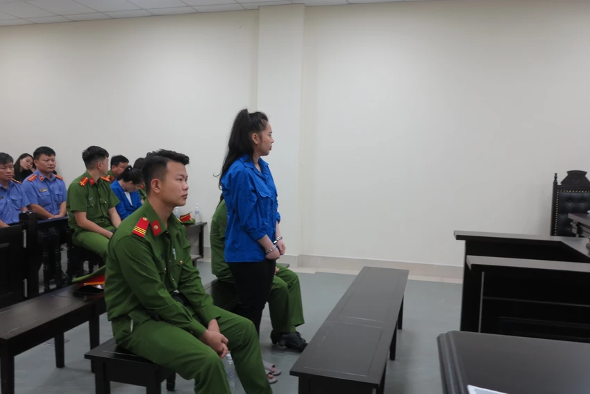 Các bị cáo tại phiên tòa. Ảnh: CTV ảnh 1 378209763_171462562659817_9097837779892784364_n.jpg