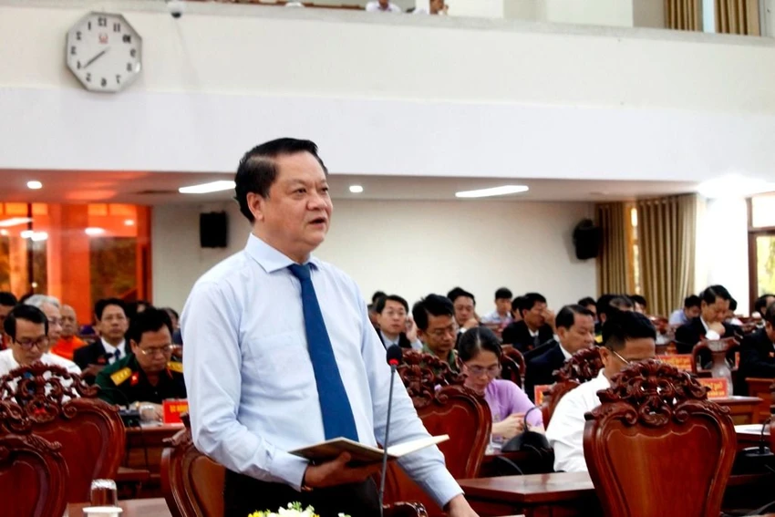 Ph&oacute; Chủ tịch UBND TP Cần Thơ Dương Tấn Hiển