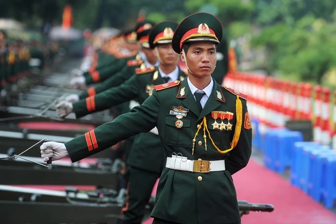 Chùm ảnh: 21 phát đại bác vang lên trong ngày Quốc khánh ảnh 10 Chùm ảnh: 21 phát đại bác vang lên trong ngày Quốc khánh ảnh 10
