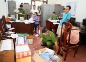 Bộ trưởng Tô Lâm: Đề xuất xử hình sự cán bộ dùng bằng giả ảnh 2 Phá đường dây làm giấy tờ giả, mua bán bằng đại học