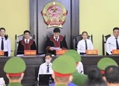 Tuyên án 3 cựu công an, 7 cựu cán bộ giáo dục tại Sơn La ảnh 2 Xử gian lận điểm Sơn La: Nhiều người vắng mặt