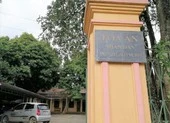Vì sao bị truy nã 27 năm vẫn làm chánh văn phòng TAND huyện? ảnh 2 Bị truy nã 27 năm vẫn trở thành chánh văn phòng TAND huyện