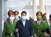 Ông Nguyễn Đức Chung: ‘Nếu muốn làm ăn, tôi chỉ cần gửi gắm 1 câu cũng có tiền’ ảnh 3 Ông Nguyễn Đức Chung bị đề nghị đến 12 năm tù, liên đới bồi thường 36 tỉ
