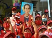 Myanmar nhận tàu ngầm đã qua sử dụng từ Trung Quốc, hợp đồng được giữ bí mật ảnh 2 Myanmar: Đụng độ biểu tình nghiêm trọng, 5 người chết