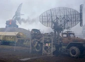VIDEO: Xe thiết giáp Nga tiến vào kiểm soát nhà máy hạt nhân Chernobyl ở Ukraine ảnh 1 Nga tuyên bố đã không kích tê liệt hơn 80 cơ sở quân sự của Ukraine