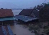 Quảng Nam: Mưa lớn, thuỷ điện xả lũ, nhiều nơi bị ngập ảnh 3 Hàng ngàn người ở Phú Yên đang chạy lũ trong đêm