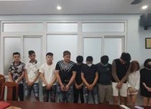 Nuốt 15 tép heroin vào bụng khi bị công an phát hiện ảnh 2 12 thanh niên 'phê' ma tuý trong căn hộ chung cư ở quận 8