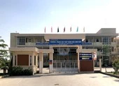Phòng GD&ĐT TP Quảng Ngãi thông tin clip cô giáo đánh học sinh ảnh 1 Công an vào cuộc vụ côn đồ vào trường bắt, đánh học sinh