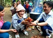 'Người rừng' Hồ Văn Lang qua đời vì bạo bệnh ảnh 3 Cha con “người rừng” ở Quảng Ngãi bây giờ ra sao?