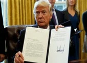 Sau ông Trump, Twitter dán nhãn bài đăng quan chức Trung Quốc ảnh 2 Ông Trump ngăn mạng xã hội kiểm duyệt, dọa đóng cửa Twitter