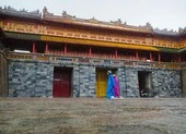 Huế xin thí điểm mô hình đô thị trực thuộc Trung ương ảnh 2 Huế: Chèo ghe trong Đại nội đi cứu trợ người dân
