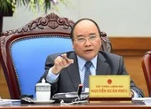 Đang làm thủ tục tạm đóng sân bay Vân Đồn ảnh 2 Thủ tướng họp khẩn về COVID-19 ngay tại phòng họp Đại hội Đảng