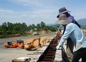 Bộ GTVT ‘rót’ 2.113 tỉ đồng đầu tư cao tốc Hòa Liên - Túy Loan ảnh 2 Cách nào gỡ ‘nút thắt’ cao tốc La Sơn – Túy Loan?
