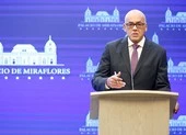 Phe đối lập Venezuela: Ông Guaido hãy thôi vờ làm tổng thống ảnh 2 Trước thềm bầu cử, ông Maduro ân xá 50 chính trị gia đối lập