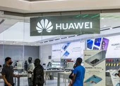 Huawei định bán thương hiệu điện thoại Honor, né hạn chế từ Mỹ ảnh 2 Mặc phương Tây ‘xa lánh’, Huawei vẫn được châu Phi chào đón