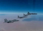 Video: ‘Pháo đài bay’ B-52 Mỹ bay qua Trung Đông ảnh 2 Mỹ điều máy bay ném bom B-52 đến Trung Đông