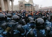 Moscow 'quan ngại' về tin Mỹ có thể tấn công mạng nhắm vào Nga ảnh 2 Nga kiện Google, Facebook vì có nội dung kêu gọi biểu tình
