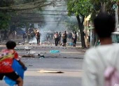 Myanmar phản pháo đặc phái viên LHQ về nguy cơ 'tắm máu' ảnh 2 Myanmar: Hàng chục người nổi tiếng, ca sĩ, diễn viên bị bắt