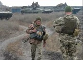 Tổng thống Ukraine thị sát tuyến phòng thủ ở Donbass ảnh 3 Mỹ cân nhắc đưa tàu tới biển Đen giữa căng thẳng Nga-Ukraine
