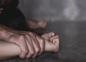 Loạn thần do ma túy, sát hại 3 người thân rồi tự tử ảnh 2 Khởi tố kẻ trộm bị nữ chủ tiệm áo cưới cắn đứt lưỡi