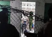 Đâm hàng xóm trọng thương vì nghi tiếp tay cho vợ ngoại tình ảnh 2 Đâm chết vợ cũ trong phòng trọ vì ghen tuông