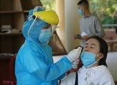 Gần 11.000 thí sinh thi tốt nghiệp THPT tại Đà Nẵng âm tính ảnh 1 Đà Nẵng: Xét nghiệm COVID-19 cho gần 11.000 thí sinh thi đợt 2