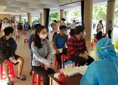 Đà Nẵng: Xử lý giáo viên vắng xét nghiệm COVID-19 không lý do ảnh 2 Gần 11.000 thí sinh thi tốt nghiệp THPT tại Đà Nẵng âm tính