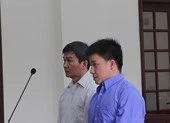 Vụ sà lan tông sập cầu Ghềnh, 2 bị cáo được tại ngoại ảnh 2 Rắc rối kết luận định giá vụ sà lan tông sập cầu Ghềnh