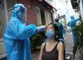 Nghệ An: Phát hiện 473 ca dương tính COVID-19 từ phía Nam về ảnh 2 Người dân không phải trình kết quả xét nghiệm COVID-19 khi đi lại