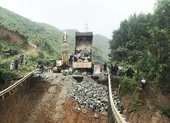 Miền Tây sẽ 'chìm' dưới mực nước biển vào cuối thế kỷ 21 ảnh 4 Sụt lún hàng chục mét trên quốc lộ 26, giao thông bị chia cắt