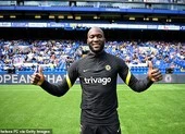 HLV Saudi Arabia từng hành nghề tại V-League ảnh 1 Trở về Chelsea, Lukaku lấy lòng HLV Tuchel