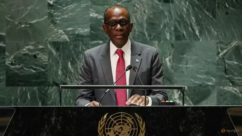 Thủ tướng Saint Lucia - ông Philip Pierre phát biểu trước Đại hội đồng LHQ hôm 22-9. Ảnh: REUTERS ảnh 1 2023-09-22t170826z_1_lynxmpej8l0sq_rtroptp_3_un-assembly.jpg