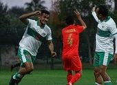Ông Park ‘bắt giò’ Malaysia trong trận thắng đậm Lào 4-0 ảnh 4 Ông Shin ‘dùng’ ông Park để ‘kích’ học trò