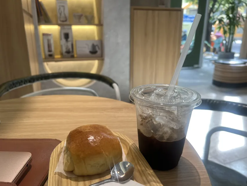 Việc thưởng thức một vài cốc mỗi ngày sẽ không gây hại cho xương của bạn. Ảnh: PHƯƠNG LÊ. ảnh 2 Tranh -nhung- quan- niem- sai- lam- nay- ve-viec-uong-ca-phe.jpg
