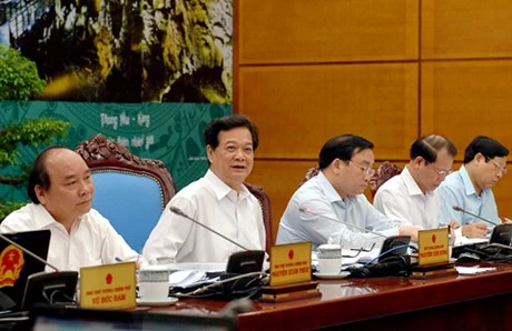 Thủ tướng Nguyễn Tấn Dũng chủ trì phiên họp Chính phủ tháng 7/2014. Ảnh: VGP/Nhật Bắc Thủ tướng Nguyễn Tấn Dũng chủ trì phiên họp Chính phủ tháng 7/2014. Ảnh: VGP/Nhật Bắc